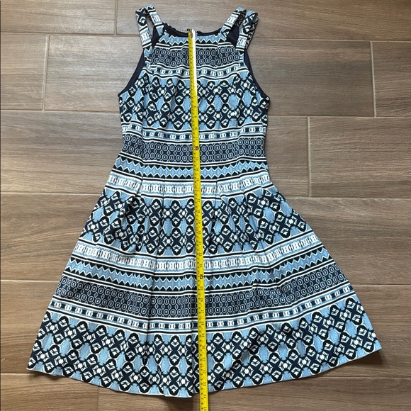 Vince Camuto Dress: Blue Pattern - Picture 4 of 11